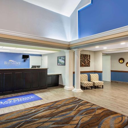 Baymont By Wyndham Jacksonville/Butler Blvd Exterior photo